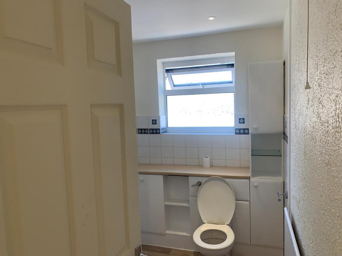 Elegant Devon Villa Luton  Ngoại thất bức ảnh
